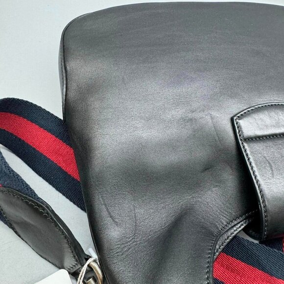 100% Authentic GUCCI Soho Leather Shoulder Bag 644-081924 - Picture 9 of 16